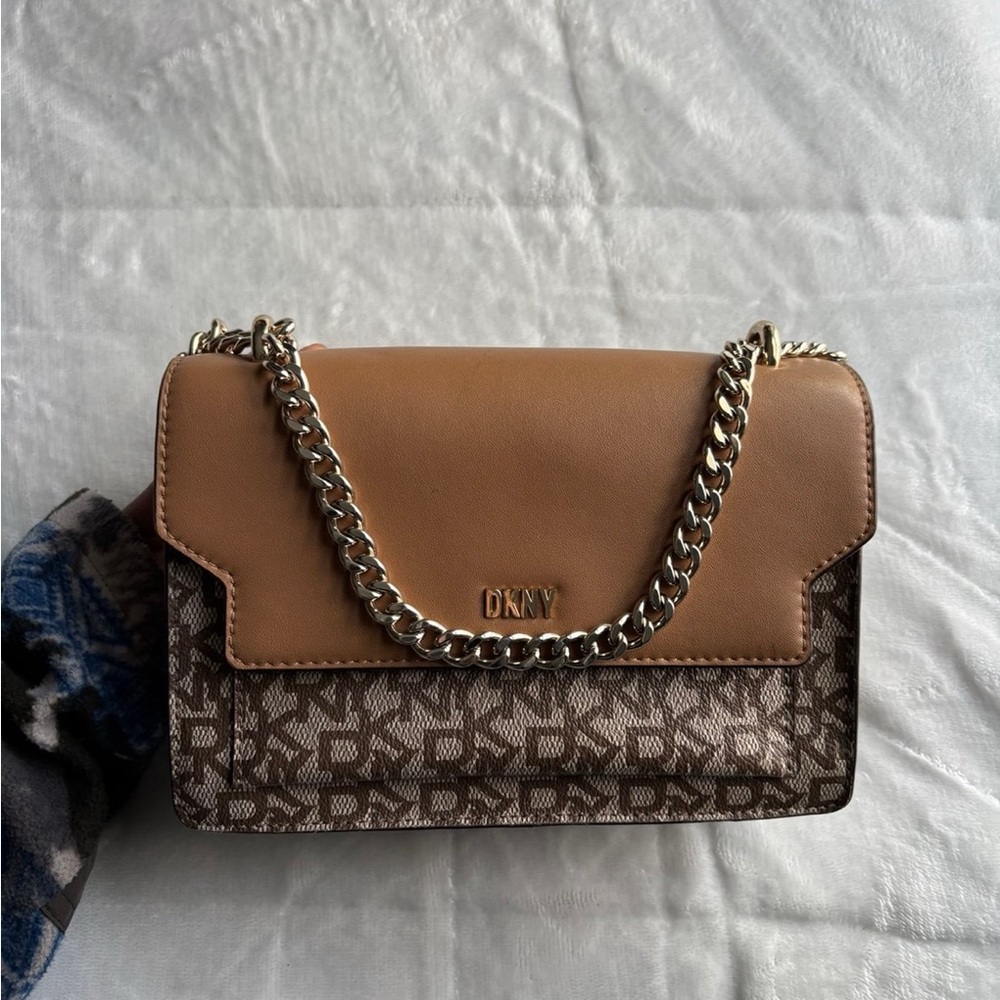 DKNY Cashew Millie Shoulder Bag DISCONTINUED ‼️